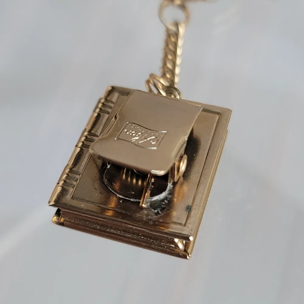 Abon Creations Mother of Pearl 2 Picture Locket Clip-On Key Ring 24K Gold Plated